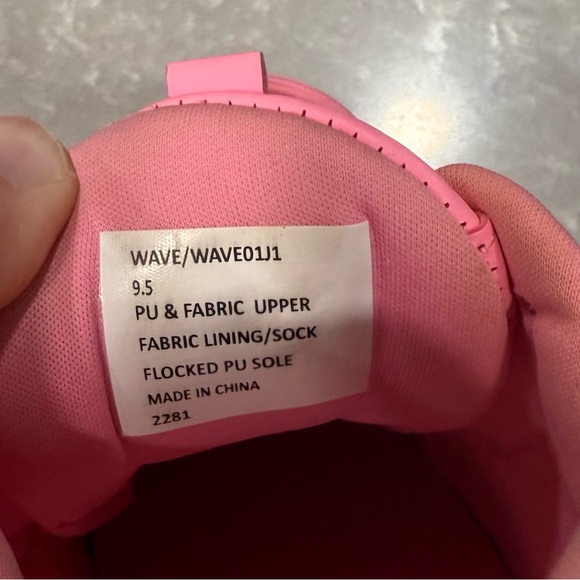 Madden Girl Neon Barbie Pink Chunky Sneakers Size 9.5 Like New Faux Leather - Picture 8 of 8